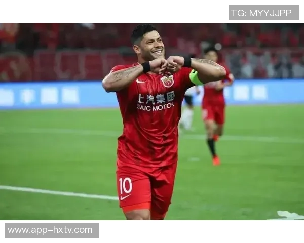 胡尔克与奥斯卡共同祝福海港20岁生日期待未来重聚再创辉煌