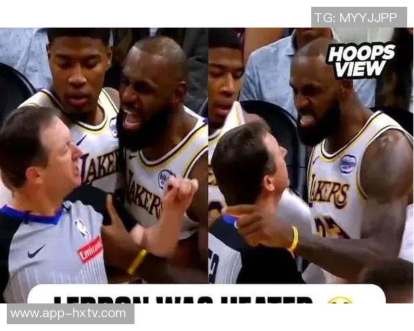 布克回应裁判判罚称其对詹姆斯手腕犯规的说法不实并已回放确认 布克回应裁判判罚称其对詹姆斯手腕犯规的说法不实并已回放确认