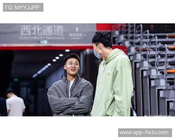 曾凡博再度受伤紧急送医检查球迷为其健康担忧