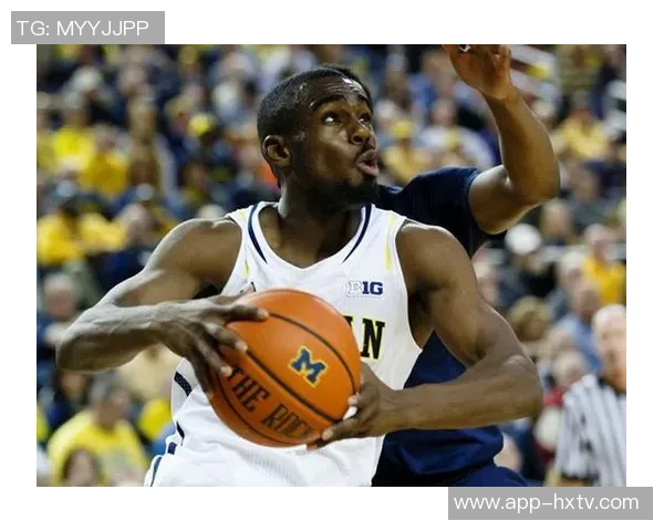 小哈达威表现惊艳11投7中三分球命中率高达67贡献20分3助攻正负值高达25